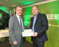 Graham Hacon accepting the Scottish Power Renewables Offshore Wind Award