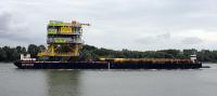 Oseberg Vestflanken 2 topside sail away (photo: Leo van Hoorn)